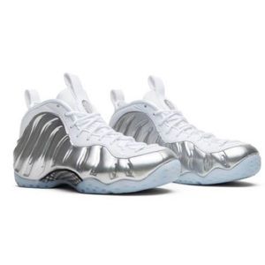 Woman’s air foamposite one chrome size 8.5